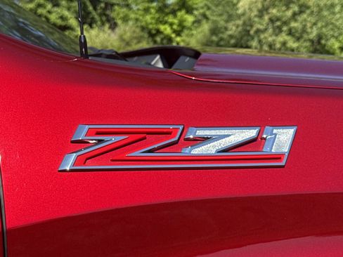 Used 2023 Chevrolet Silverado 1500 RST AWD/4WD image 7