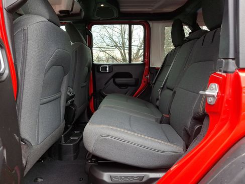 Used 2025 Jeep Wrangler Unlimited Sport S 4xe AWD/4WD image 10