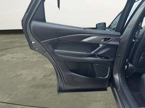 Used 2018 MAZDA CX-9 Grand Touring image 12