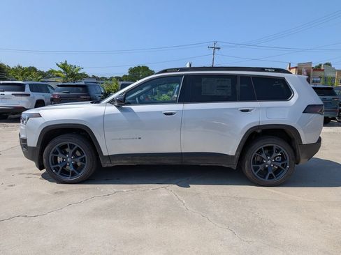 New 2026 Jeep Cherokee Limited AWD/4WD image 2