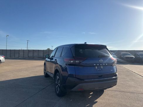 Certified 2023 Nissan Rogue SV FWD image 17