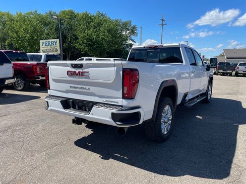 Used 2020 GMC Sierra 3500 Denali w/ Denali Ultimate Package AWD/4WD image 7