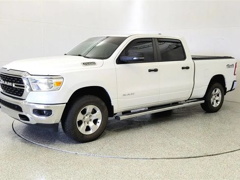 Used 2023 RAM 1500 Big Horn AWD/4WD image 3