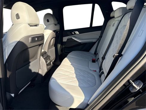 New 2026 BMW X5 xDrive50e w/ M Sport Package image 10