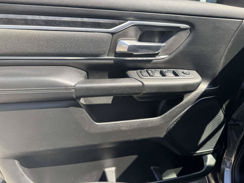 Used 2019 RAM 1500 Big Horn AWD/4WD image 15