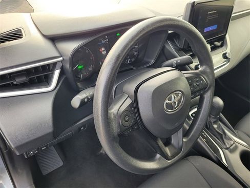 Used 2023 Toyota Corolla LE image 26