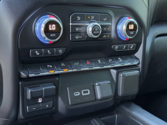 Used 2020 GMC Sierra 1500 AT4 w/ AT4 Premium Package AWD/4WD image 22