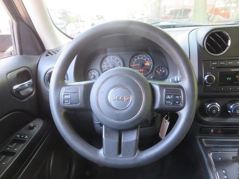 Used 2015 Jeep Patriot Sport w/ Power Value Group AWD/4WD image 14
