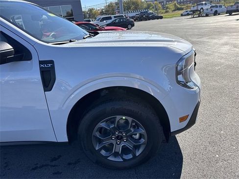 New 2025 Ford Maverick XLT image 2