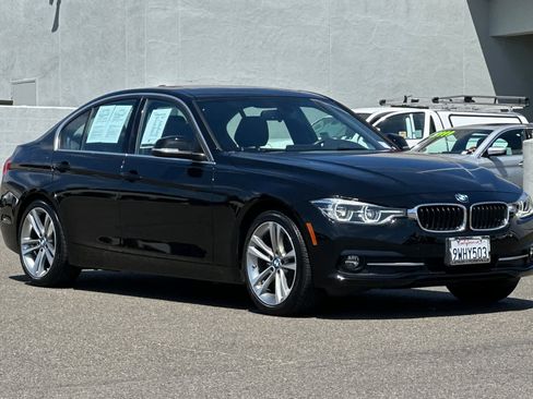 Used 2018 BMW 328d Sedan w/ Convenience Package RWD image 5