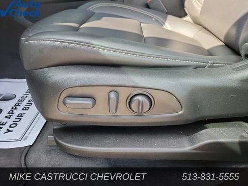Used 2023 Chevrolet Traverse LT AWD/4WD image 20