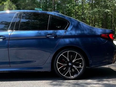 Used 2023 BMW 540i w/ M Sport Package RWD image 5