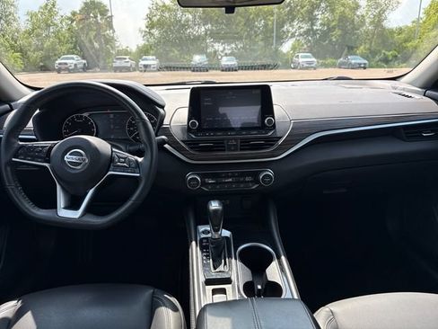 Certified 2022 Nissan Altima 2.5 SL FWD image 14
