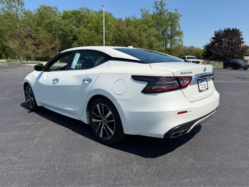 Used 2023 Nissan Maxima SV w/ Floor Mat Group FWD image 5