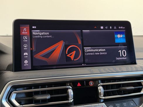 Used 2025 BMW X4 xDrive30i w/ Premium Package AWD/4WD image 21
