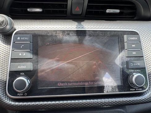 Used 2019 Nissan Kicks SV image 41