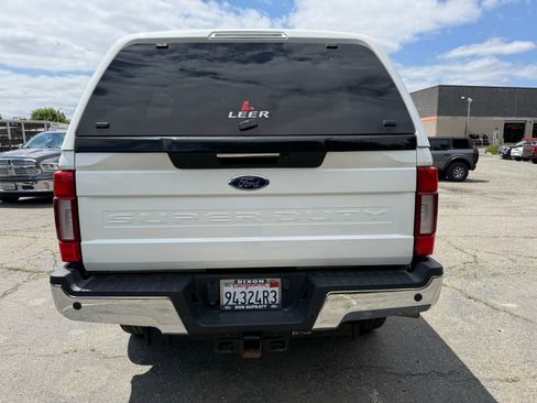 Used 2022 Ford F350 Lariat w/ Lariat Ultimate Package AWD/4WD image 4