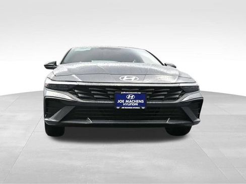 New 2026 Hyundai Elantra Sport FWD image 30