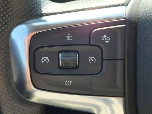 Used 2025 Chevrolet Blazer LT FWD image 20