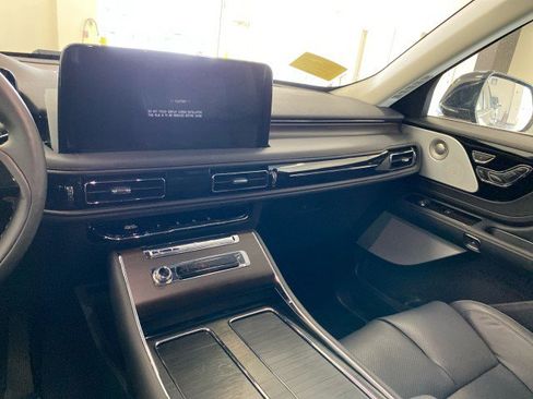 New 2025 Lincoln Aviator Reserve w/ Equipment Group 201A image 14