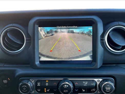 Certified 2023 Jeep Wrangler Sahara w/ Cold Weather Group image 14