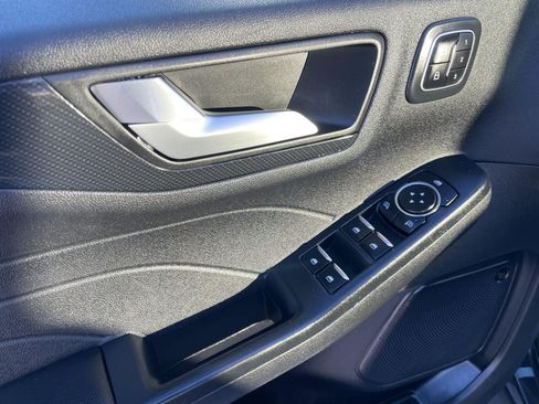 Used 2023 Ford Escape ST-Line Elite w/ Premium Technology Package AWD/4WD image 18