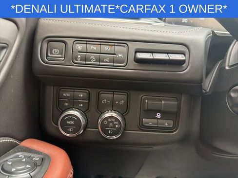 Used 2023 GMC Yukon Denali Ultimate image 34