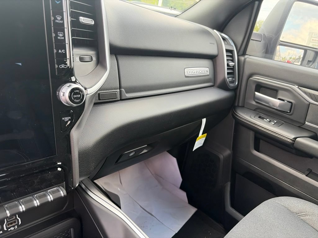 New 2026 RAM 2500 Big Horn AWD/4WD image 30