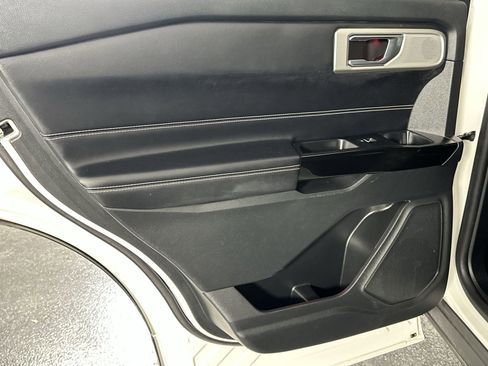 Used 2022 Ford Explorer ST w/ Equipment Group 401A image 34
