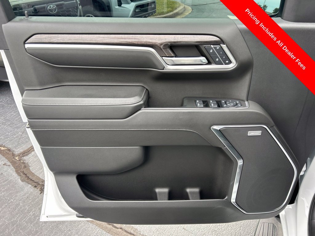 Used 2024 Chevrolet Silverado 1500 LTZ w/ LTZ Premium Package AWD/4WD image 5