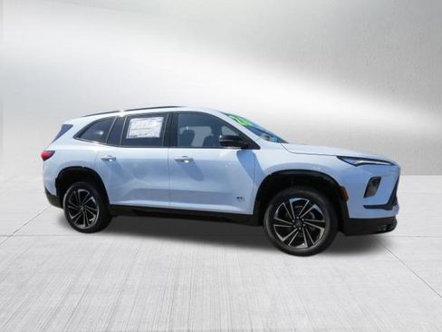 New 2026 Buick Enclave Sport Touring w/ LPO, Floor Liner Package image 2