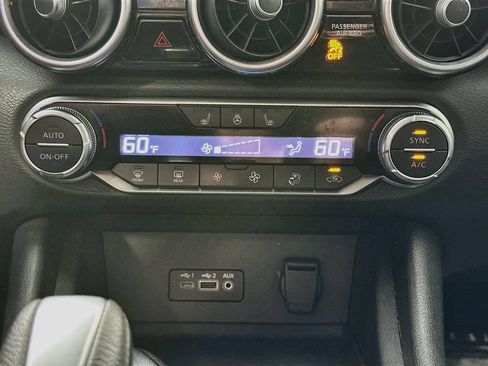 Used 2022 Nissan Sentra SV w/ All-Weather Package FWD image 18