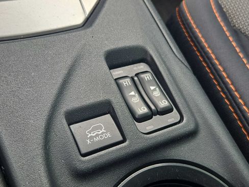 Used 2019 Subaru Crosstrek 2.0i Premium AWD/4WD image 25