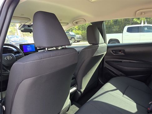 Used 2025 Toyota Corolla LE image 22