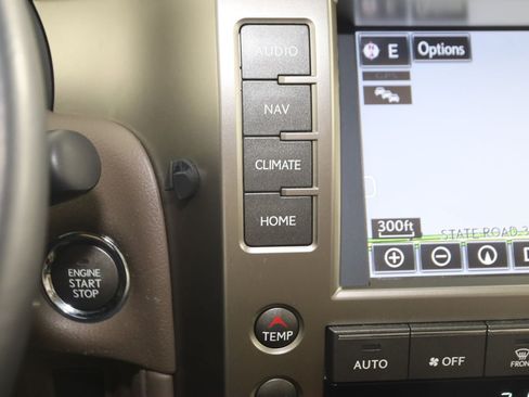 Used 2019 Lexus GX 460 Premium AWD/4WD image 32
