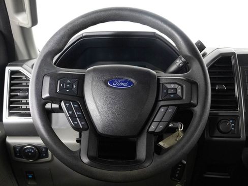 Used 2018 Ford F150 XLT image 25