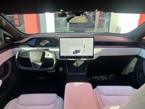 Used 2021 Tesla Model S Plaid image 22
