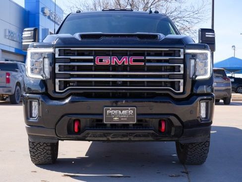 Used 2022 GMC Sierra 3500 AT4 w/ AT4 Premium Plus Package image 9
