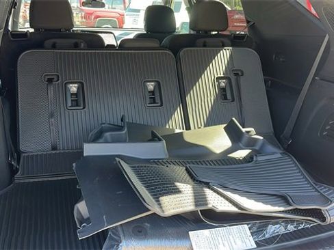 New 2026 Chevrolet Traverse LT w/ LPO, Floor Liner Package image 30
