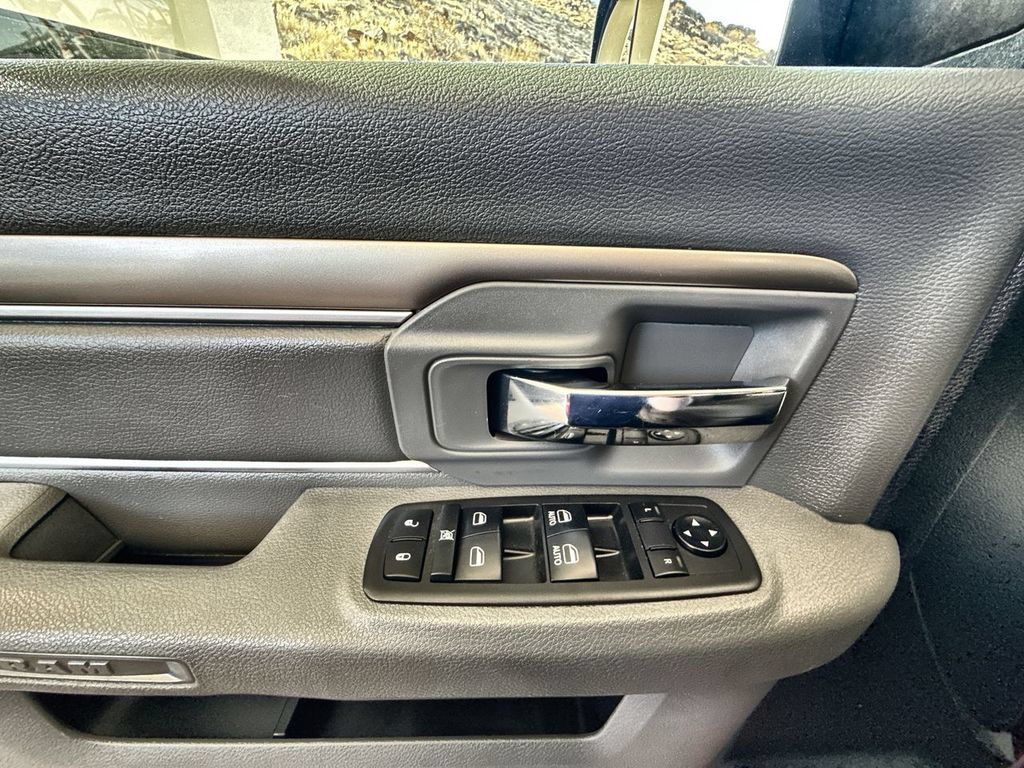Used 2017 RAM 1500 Big Horn AWD/4WD image 21