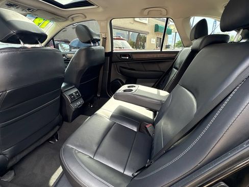 Used 2019 Subaru Outback 2.5i Limited AWD/4WD image 22