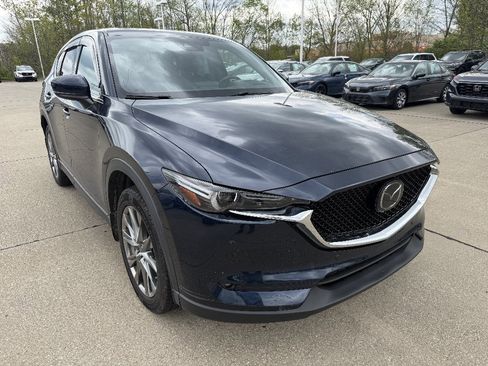 Used 2019 MAZDA CX-5 Signature AWD/4WD image 2