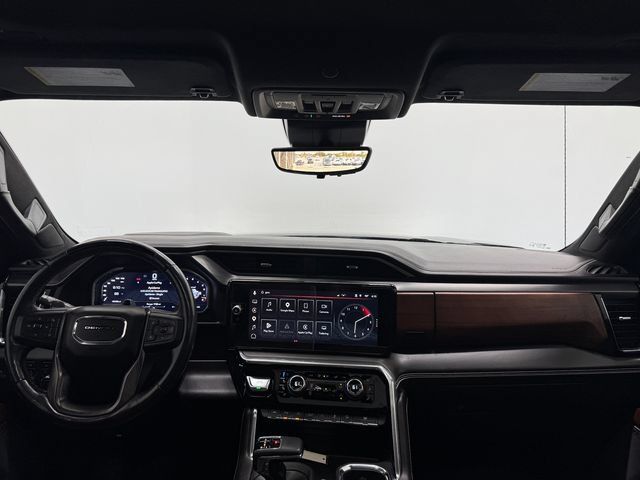 Used 2023 GMC Sierra 1500 Denali Ultimate AWD/4WD image 6