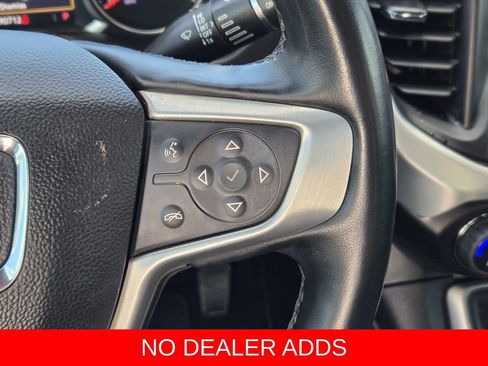Used 2023 GMC Acadia SLT w/ Preferred Package image 26