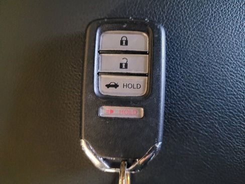 Used 2022 Honda Accord Sport image 32