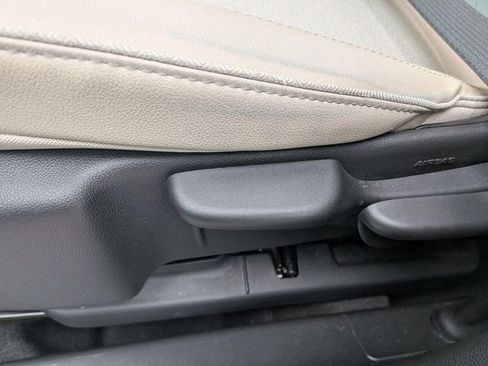 Used 2024 Buick Encore GX Preferred FWD image 13
