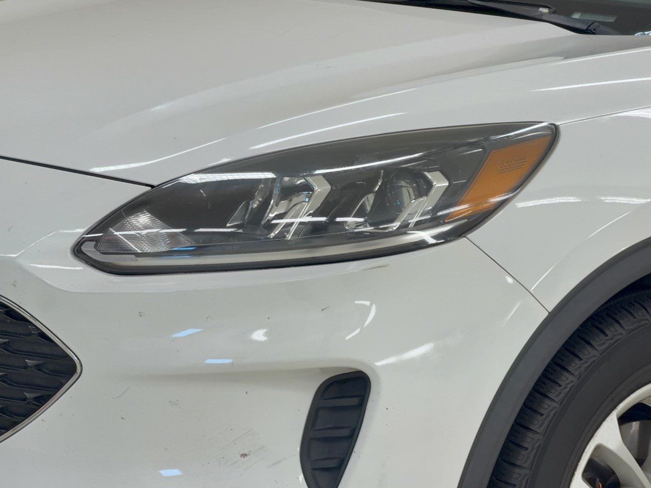 Used 2022 Ford Escape SE FWD image 9