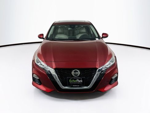 Used 2019 Nissan Altima 2.5 SV FWD image 2