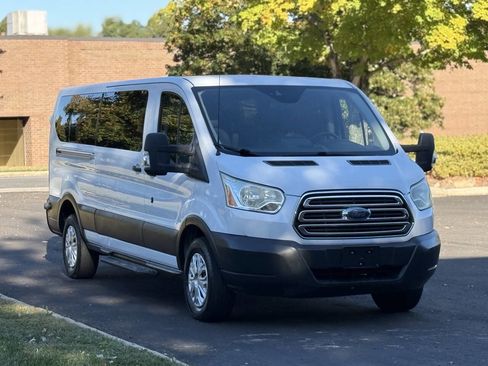 Used 2016 Ford Transit 350 XLT image 3