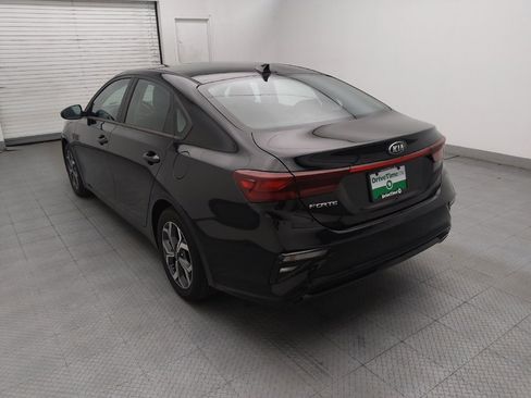 Used 2021 Kia Forte LXS FWD image 5